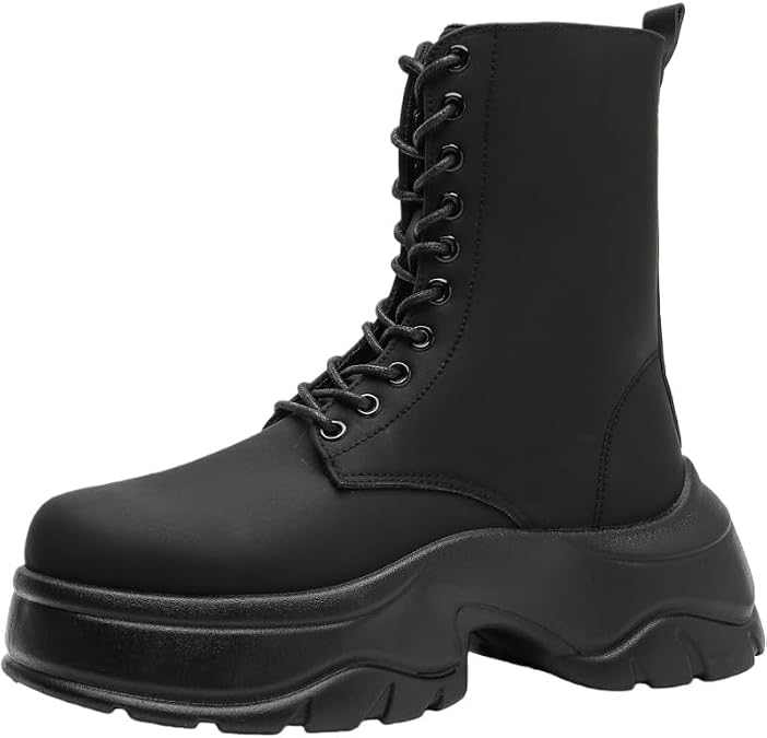 Men's large-sized high-top black short boots, with thick sole for heightening and a stylish high heel design. They are warm, comfortable and suitable for snowy weather.