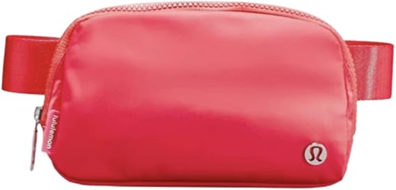 Lululemon Everywhere Belt Bag، 1L (Pink Pastel)