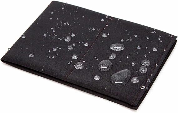 محفظة SlimFoldTM البسيطة - خيار RFID - رفيعة ومتينة ومقاومة للماء - صُنعت في الولايات المتحدة الأمريكية - الحجم الأصلي