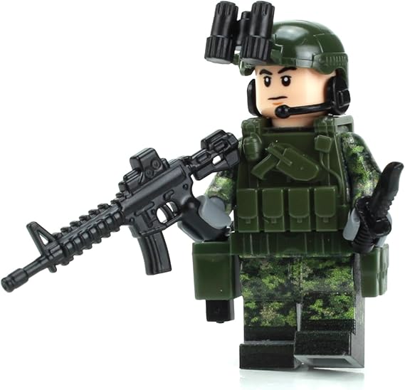 Battle Brick1.6 Inches Tall Canadian Army Soldier Custom Minifigure | Collectible Genuine Military Minifig | Printed Camo | Great Gift for AFOL