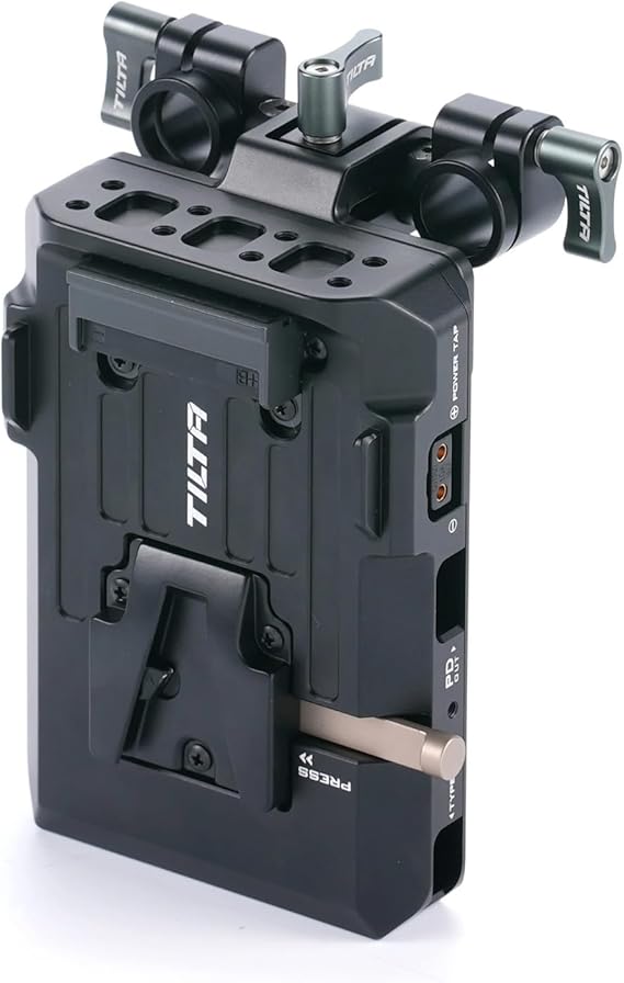 لوحة بطارية Tilta PD V Mount - أسود | منافذ P-Tap 14.8V | منفذ USB-C 5V | منفذ USB-C PD 60W | 15mm LWS Rod Mounting | أسود | TA-BTP3-V-B