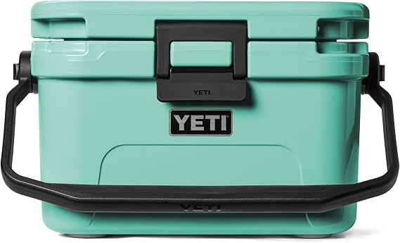YETI Roadie 8 Hard Cooler, Portable Insulated Ice Chest | Fits 12 Cans Compact, Durable Heavy-Duty Build, One-Hand Latch, Keeps Ice All Day, Easy Carry Handle for Camping & Golf