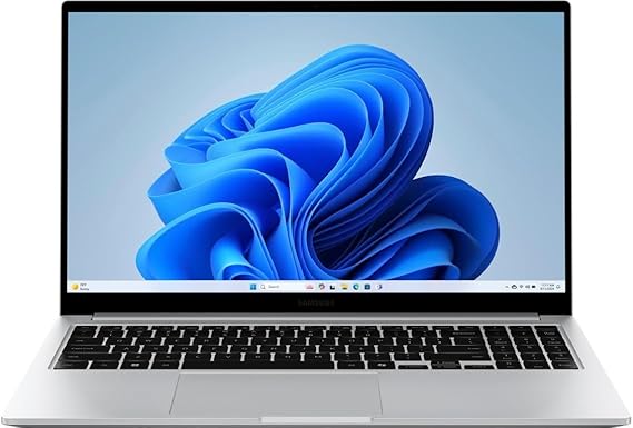 كمبيوتر محمول Samsung Galaxy Book4 مقاس 15.6 بوصة FHD 1920x1080 IPS Display Intel 10-Core 7 150U 16GB LPDDR4 8TB SSD Intel Graphics Wi-Fi 6 لوحة مفاتيح بإضاءة خلفية بصمة إصبع 720p كاميرا عالية الدقة Win11 Home w/ONT 32GB USB