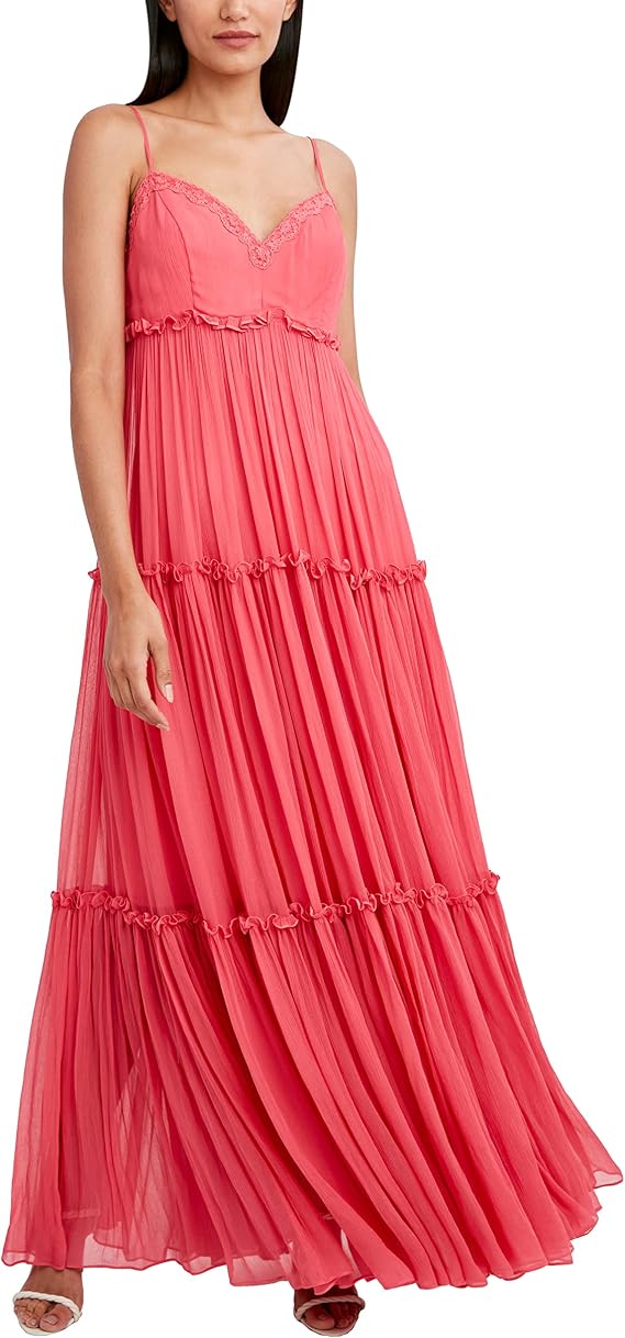 BCBGMAXAZRIA حزام السباغيتي تناسب المرأة وتوهجها فستان ماكسي