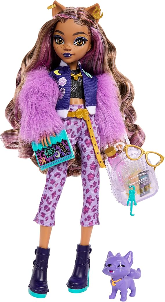 Monster High Clawdeen Wolf Doll مع هلال كلب الحيوانات الأليفة وملحقاته مثل حقيبة الظهر والمخطط والوجبات الخفيفة والمزيد   