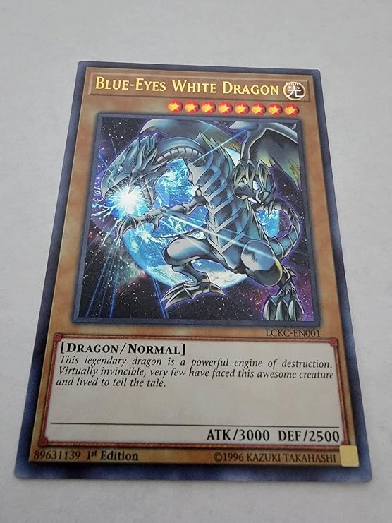 Blue-Eyes White Dragon - LCKC-EN001 - ( الإصدار 3 ) - المجموعة الأسطورية Kaiba - Ultra Rare - 1st Edition