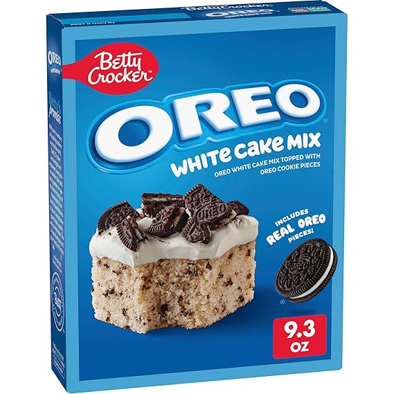 Betty Crocker OREO White Cake Mix، White Cake Baking Mix with OREO Cookie Pieces، 9.3 oz