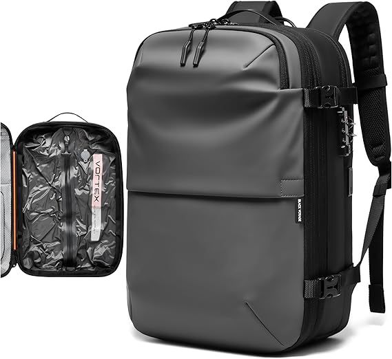 حقيبة ظهر للسفر BlackVoyage Vortex Vacuum Seal بسعة 60 لترًا بنظام ضغط هواء قابل للتمدد ومقاوم للماء وقفل TSA وحقيبة سفر باللون الرمادي AERO - بدون مضخة فراغ